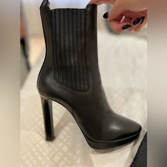 Authentic Saint Laurent Leather Mid-Calf Western Boots, Black, Includes Dust Bag - Picture 4 of 10